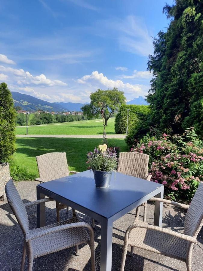 Kreuzinger, 5310 Penzion