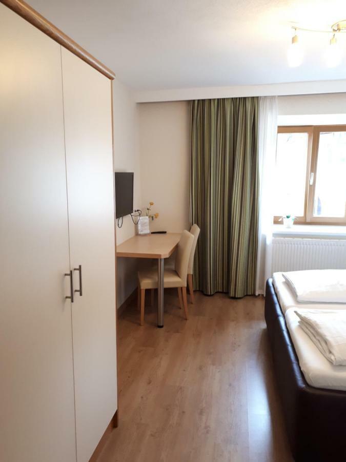 Kreuzinger, 5310 Tiefgraben
