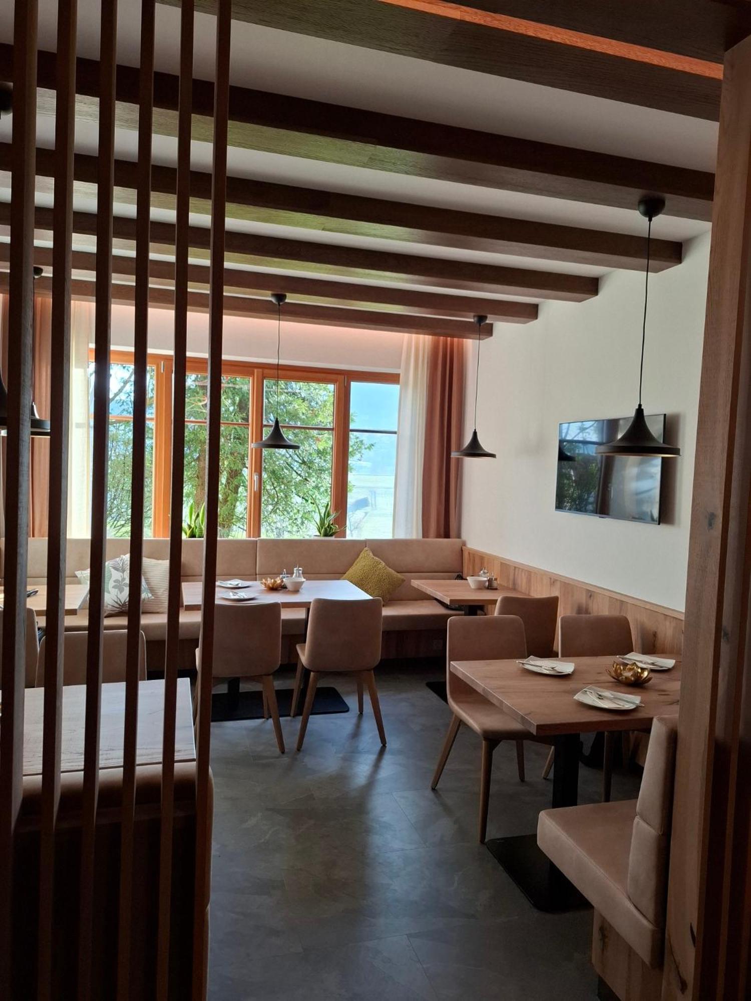 Kreuzinger, 5310 Affittacamere